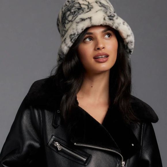 NWT Anthropologie Faux Fur Bucket Hat - Picture 1 of 5